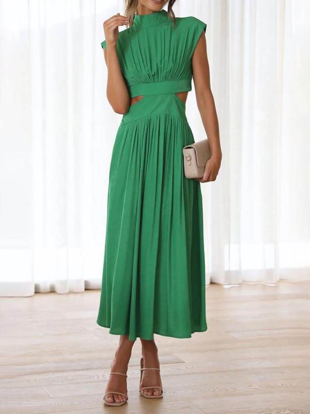 Urlaubs-Midikleid mit ausgeschnittener Taille und Taschen